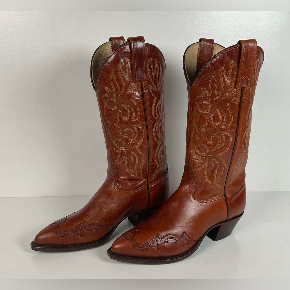 Vintage J. Chisholm Cowgirl Boots | Wingtip | USA made | Brown | Women’s 6.5